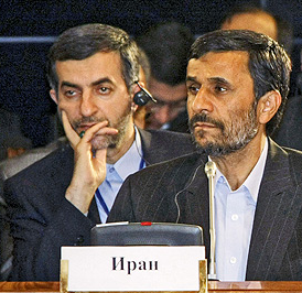 Esfandiar Rahim Mashaei and Mahmoud Ahmadinejad